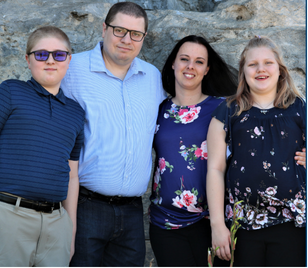 Nick and Misti Hoheisel with their family